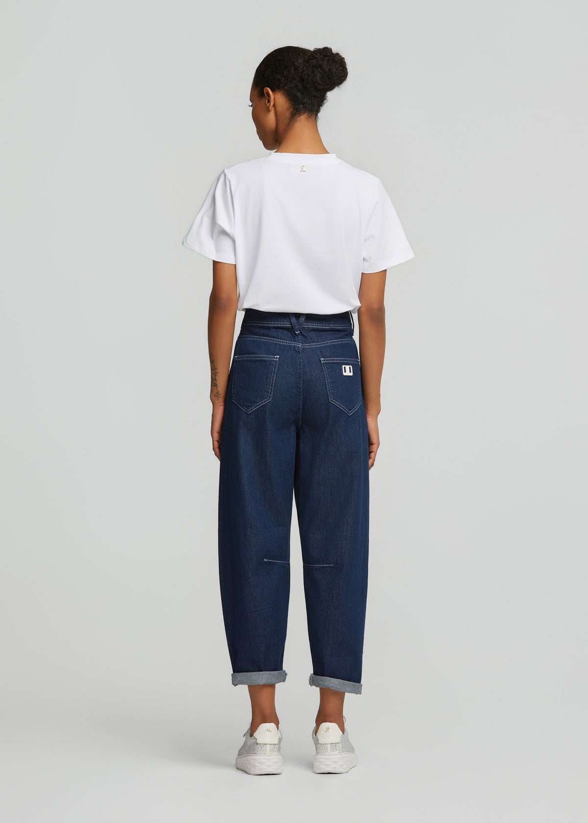 Μπλούζα με Logo και αλυσίδες
